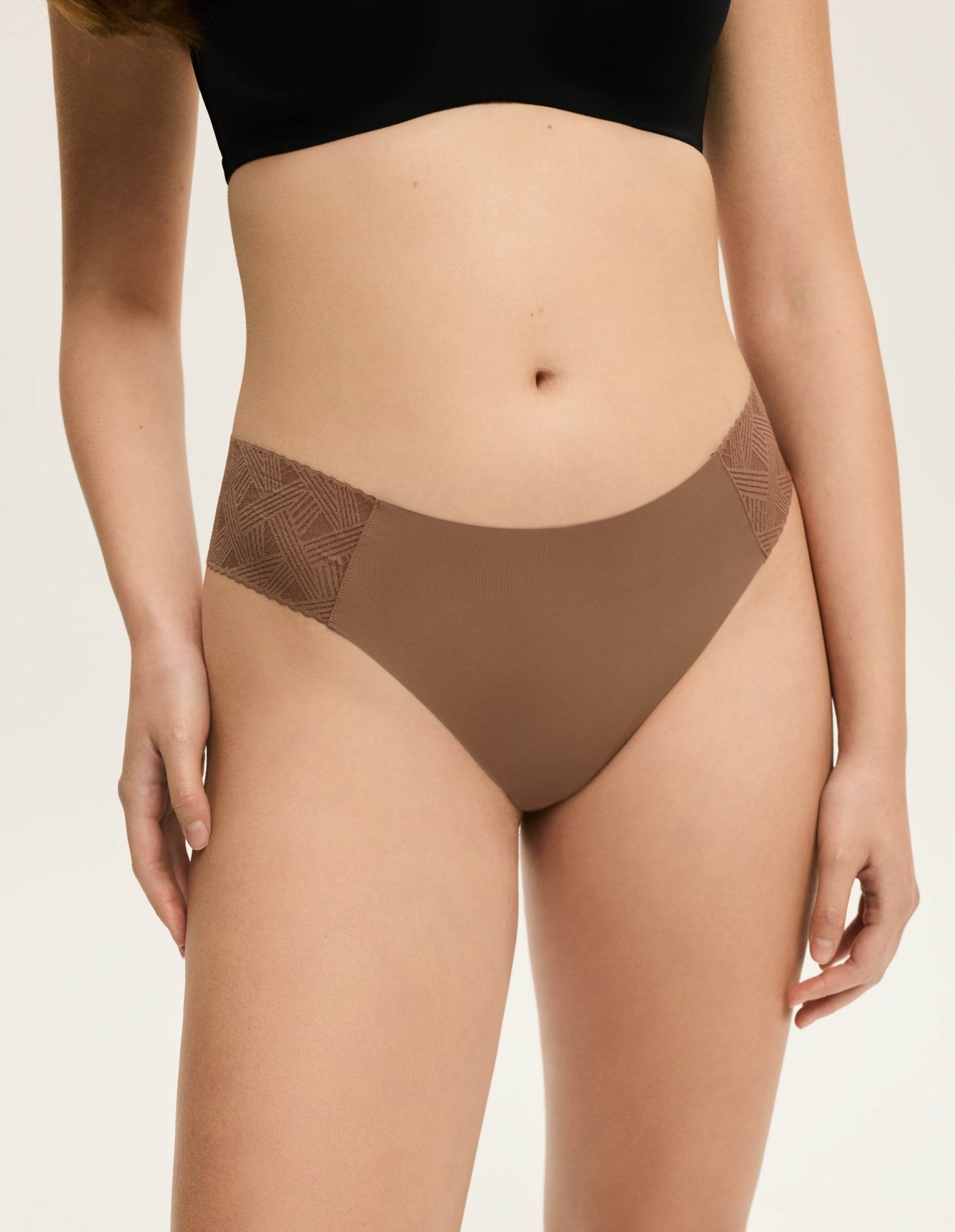 Moda Novator - PIRI Tanga - L