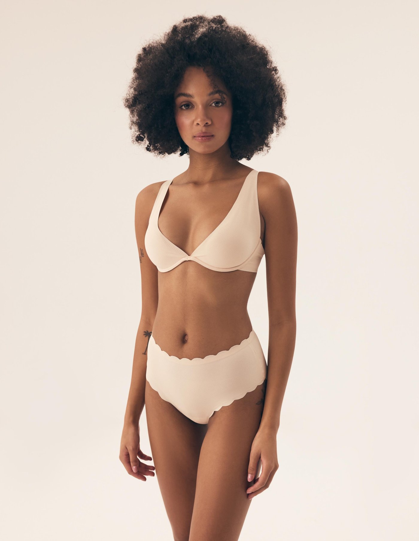 Moda Novator - NEONY Puha Melltartó Bézs - 80D