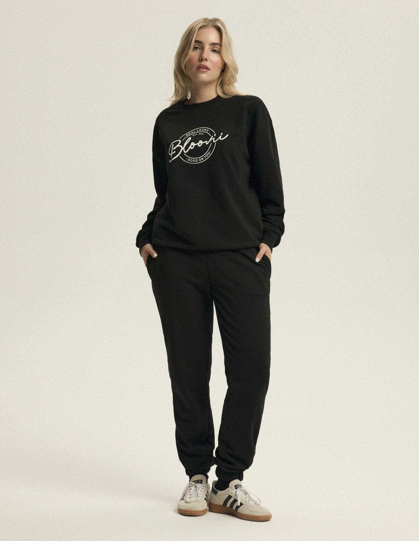 Moda Novator - Bloovii Lee fekete színű nadrág L-es