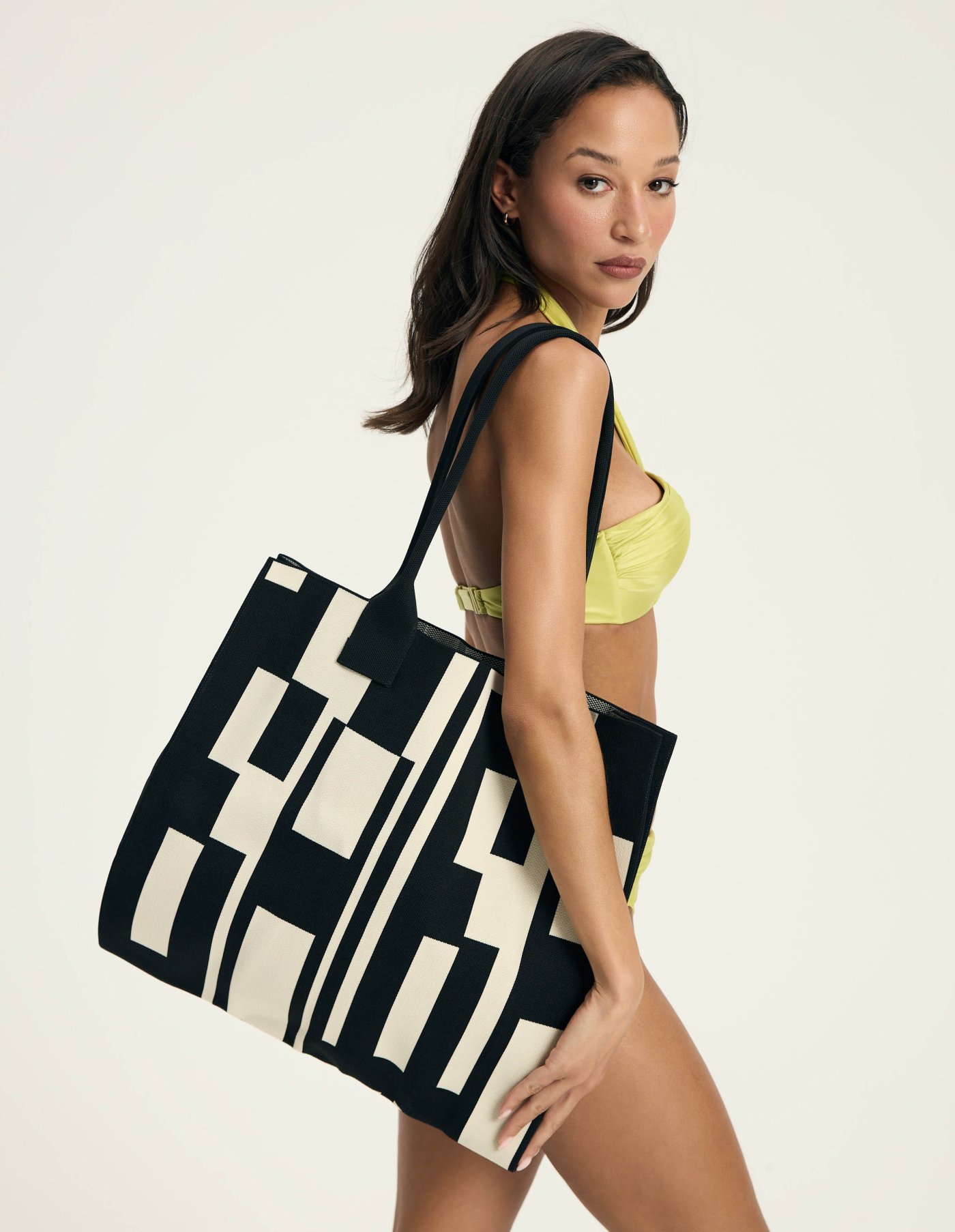 Moda Novator - Milan Strandtáska Fekete