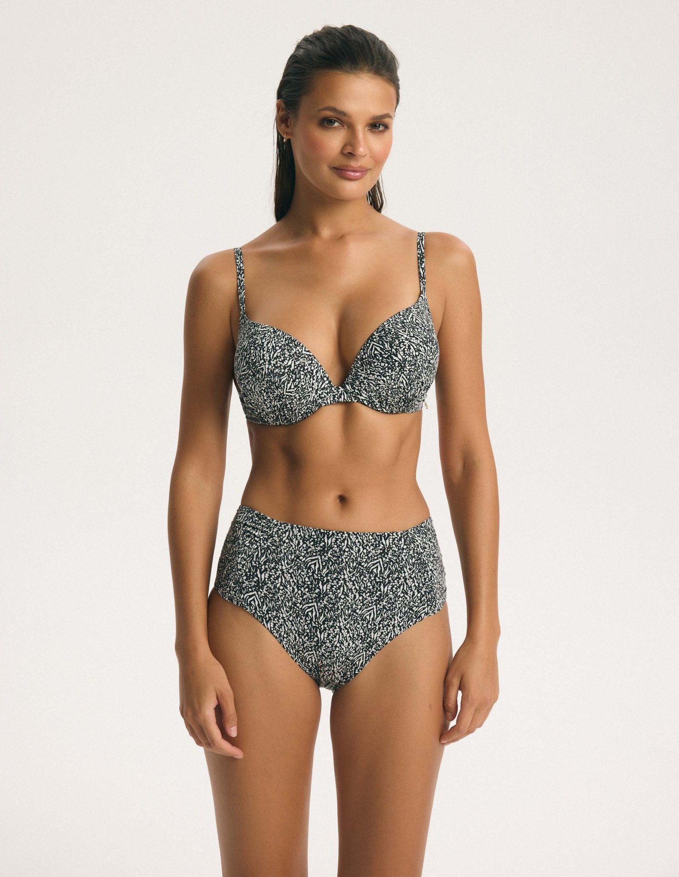 Antibes bikini felső fekete